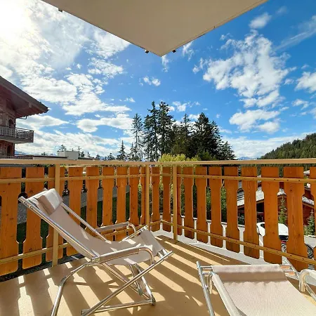 Calm With Balcony In Appartement *